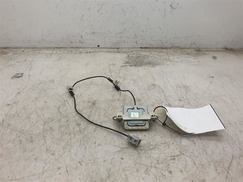 02 LEXUS SC430 NAVIGATION ANTENNA MODULE 86860-24060
