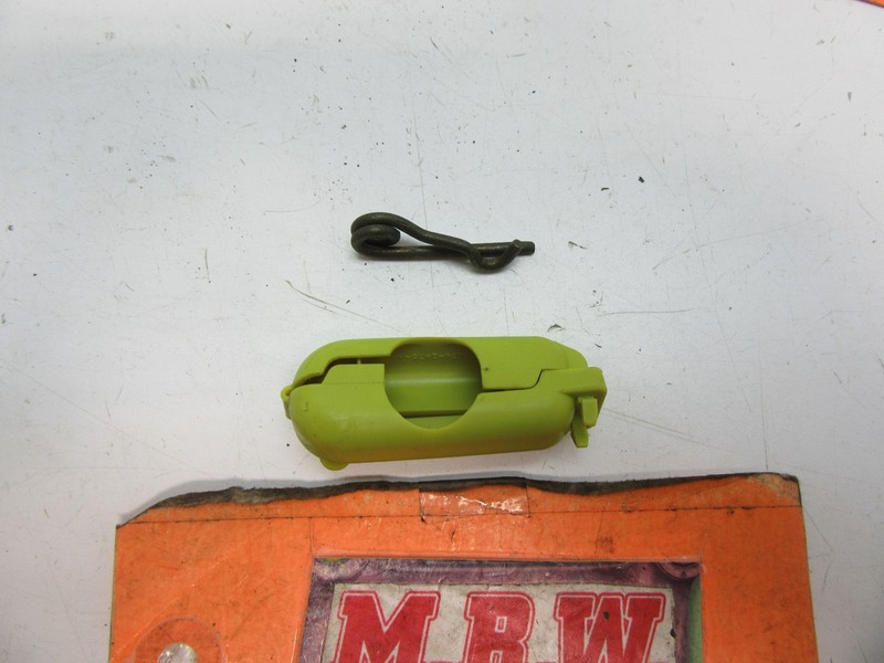 ESCAPE MARINER TRIBUTE CLIP PIN COVER BRAKE PEDAL TO POWER BRAKE BOOSTER ENGINE