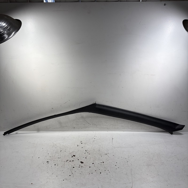 88-91 Honda CRX Left Front Windshield A Pillar Trim Black 84151-SH2-A10ZB OEM