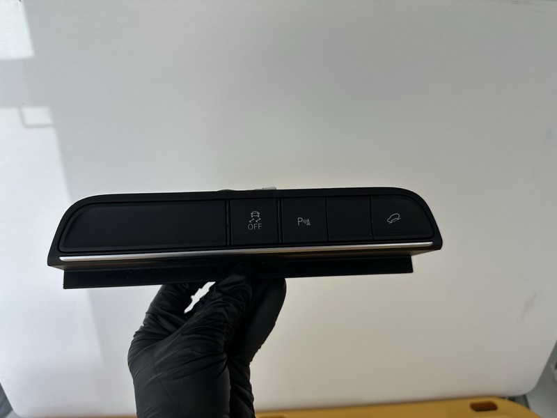 2015-2018 AUDI Q3 PARK ASSIST HILL DESCENT MULTI SWITCH BEZEL OEM 8U1941567A