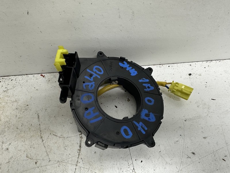 1998-1999 Toyota Camry Japan Built Clock Spring Reel Steering Wheel Insert Oem