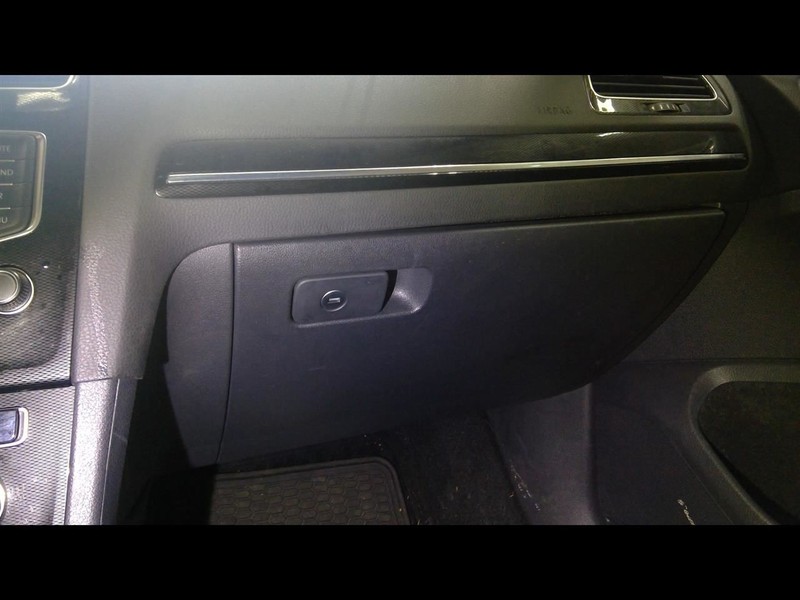 2015-2021 GOLF GTI Glove Box 1573268