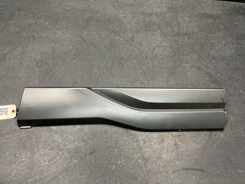 Rear Left Door Lower Molding 2022 Subaru Forester 91112-SJ250 2019 2020 - 2023