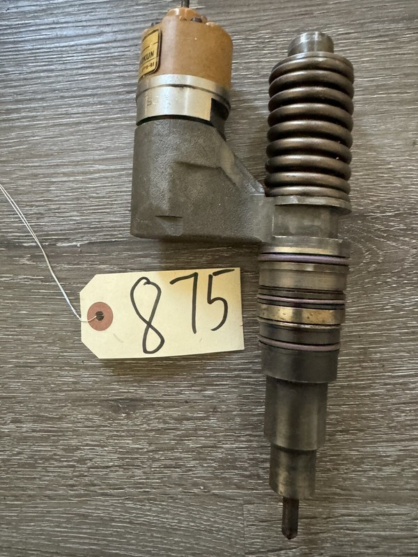 Volvo D12 Injector V - 8113092 *CORE - NOT WORKING*