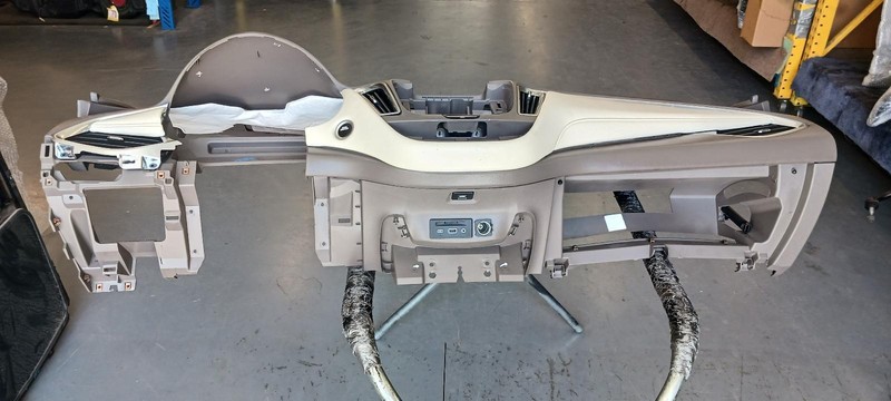 19-'23 CHEVROLET MALIBU Dashboard Dash Panel