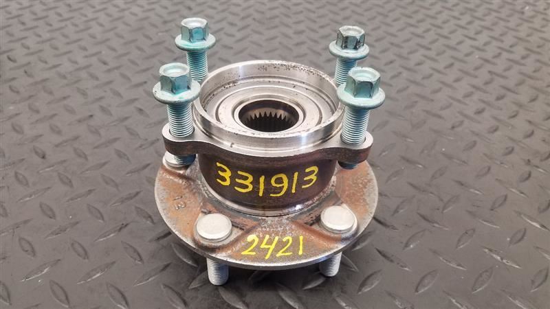 13-23 Mazda CX-5 AWD Rear Hub Assembly OEM KD352615XB