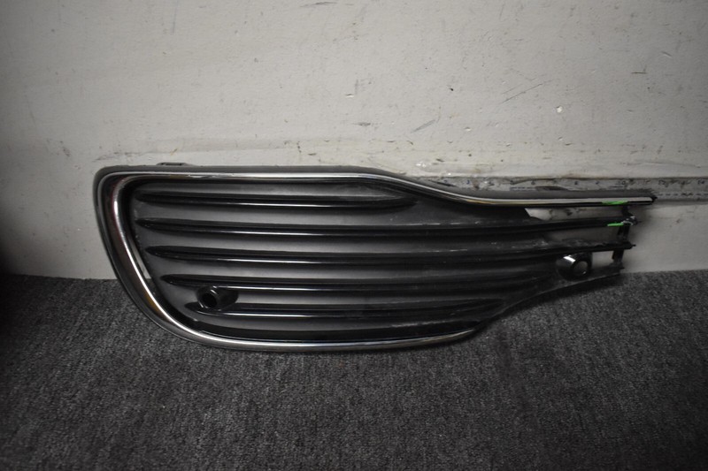 2021-2022 MERCEDES BENZ S500 LEFT SIDE GRILLE TRIM FACTORY OEM