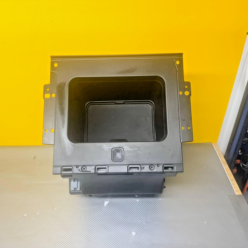 2022-2025 JEEP GRAND WAGONEER OEM FRONT CENTER CONSOLE FRIDGE COOLER ASSEMBLY