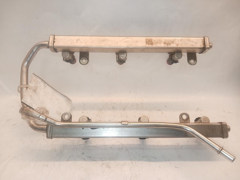 15-'19 FORD TRANSIT 150 fuel rail w/injectors 3.7L OEM 1 Year Warranty!