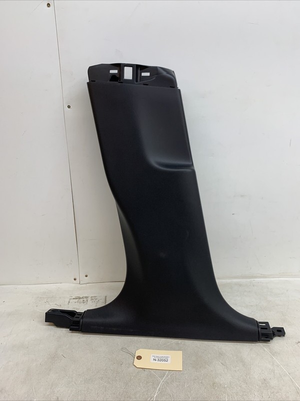 20-23 Tesla Model Y Driver Side B-Pillar Lower Trim Panel LH 1494623-87 32052 M5