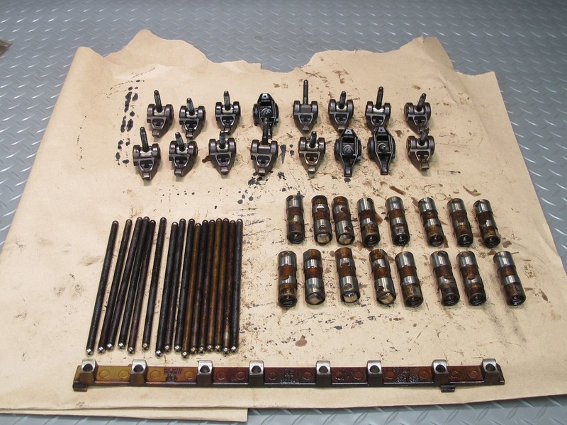 2003-2007 HUMMER H2 6.0L V8 ENGINE MOTOR ROCKER ARM SUPPORT PUSH ROD LIFTER SET