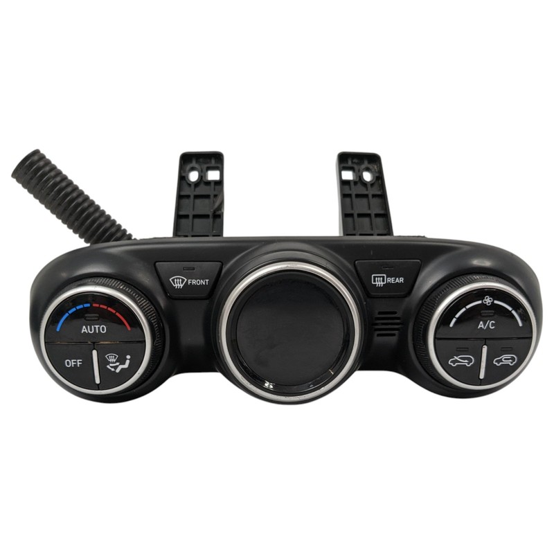 2020 Hyundai Venue Sel AC Heat Temperature Climate Control OEM 97250K2390