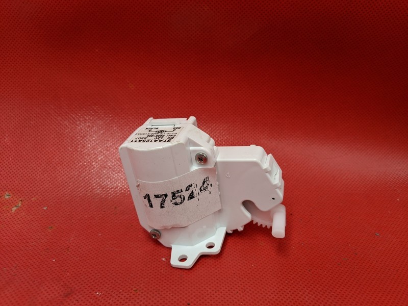 LG REFRIGERATOR ICE CHUTE DISPENSER STAA125A11 WD-17524