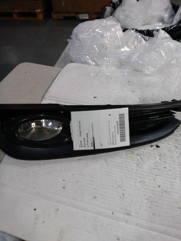 2015 Honda Civic Left Fog Light Assembly Black 233734 136K Miles Used