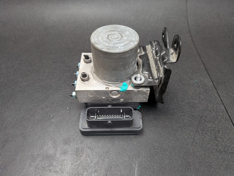ABS Anti-Lock Brake Pump 2017 Mercedes Metris 4479003802 2016 2018 2019 - 2023