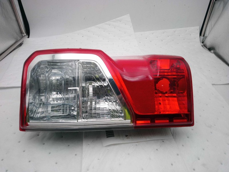 2021 Nissan Titan Right Blue Tail Light Assembly OEM 492566 49K Miles