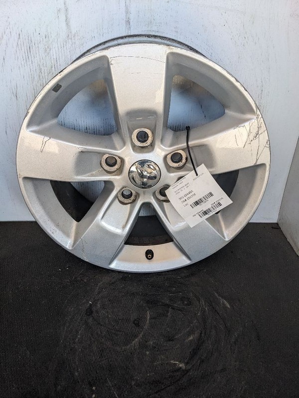 Wheel Classic Style 5 Lug Road Wheel Fits 13-24 DODGE 1500 PICKUP 1183504