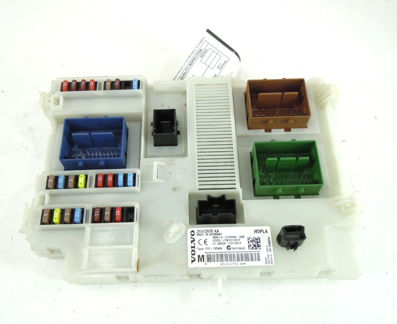 2016 16 Volvo V60 Body Control Relay Fuse Box OEM 31412970AA