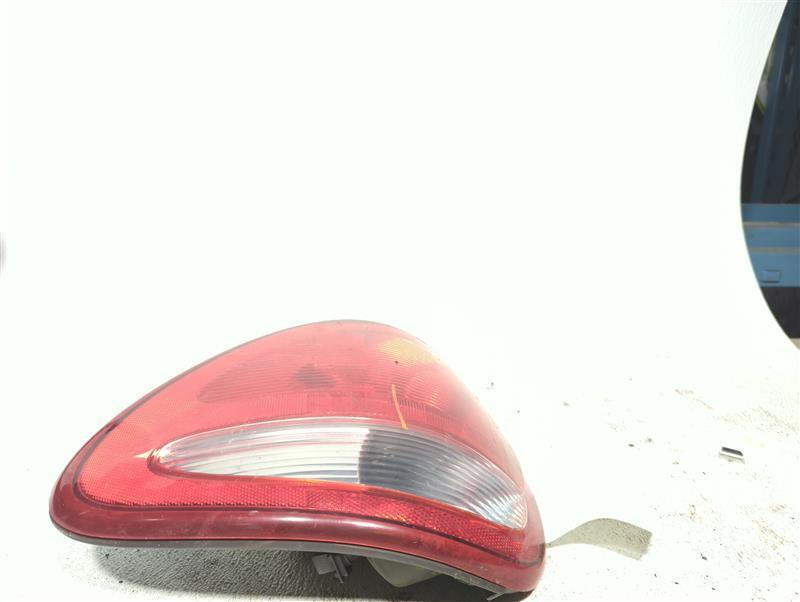 2003 Chrysler Town & Country Right Tail Light Assembly Blue OEM 80321 R