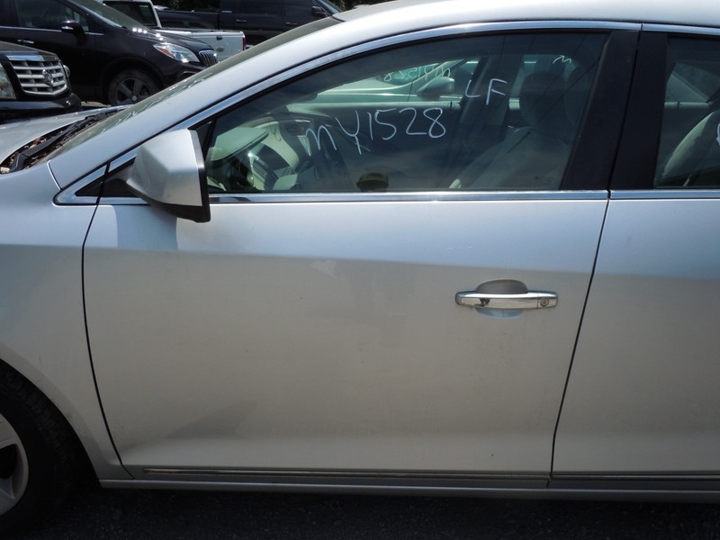 2010-2016 Buick LaCrosse Front Door Assembly Driver Left OEM U636R
