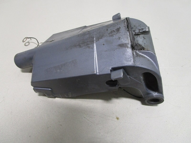 6D8-43311-00-8D Yamaha Outboard 75 HP 4 STK Swivel Bracket Assembly 2005