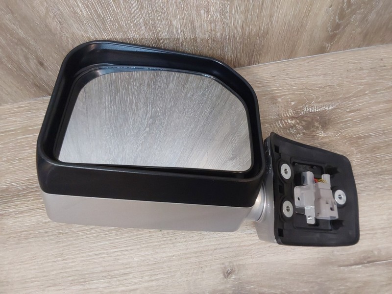 2010-2014 TOYOTA FJ CRUISER RH MIRROR ASSY OEM