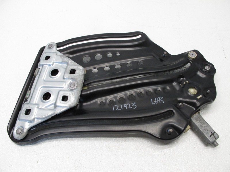 10-17 AUDI 8T A5 S5 RS5 CONVERTIBLE REAR DRIVER WINDOW REGULATOR QUARTER 121923