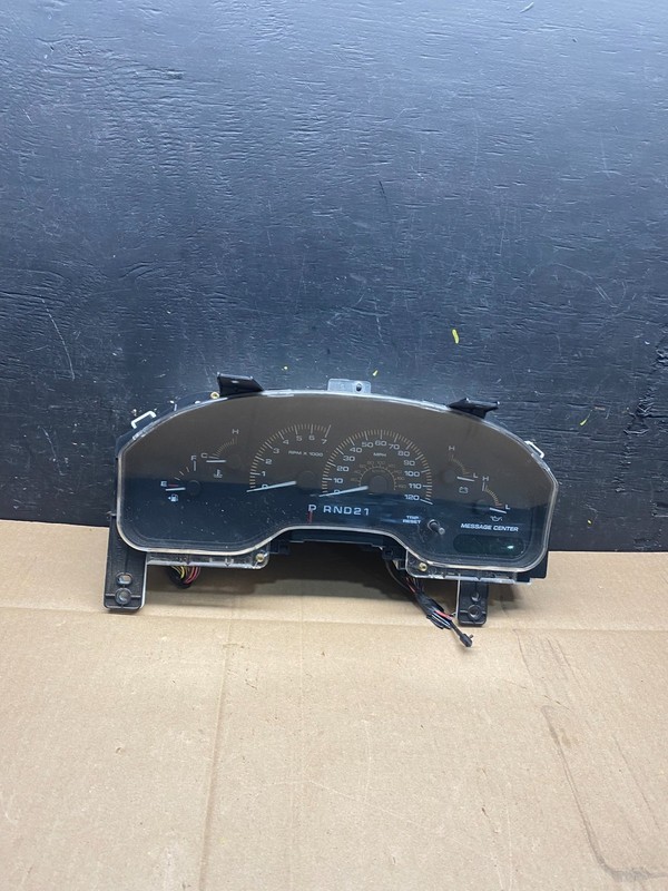 2003 Ford Expedition Speedometer Instrument Gauge Cluster P9185 DG