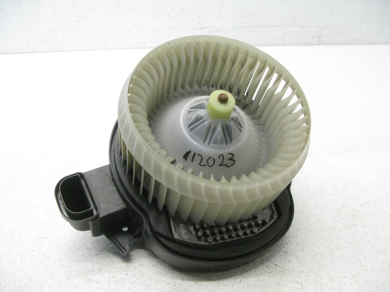 16-22 JAGUAR XF XE F-PACE BLOWER MOTOR FAN WITH RESISTOR AC HEATER OEM 112023