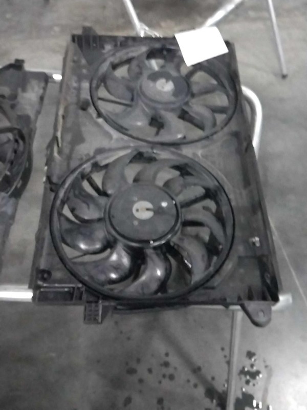 2018 Cadillac XTS Engine Cooling Fan Motor OEM 3.6L Black 114K Miles