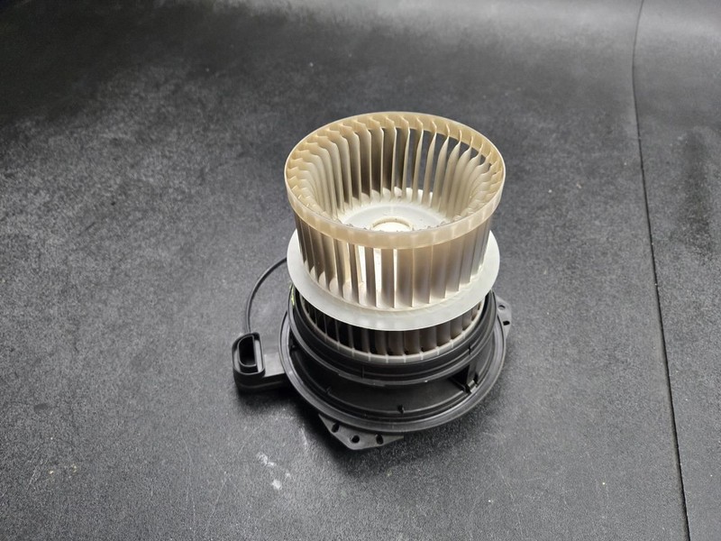 HVAC Blower Motor 2021 Toyota RAV4 87103-0E090 2019 2020 2022 2023 2024 2025