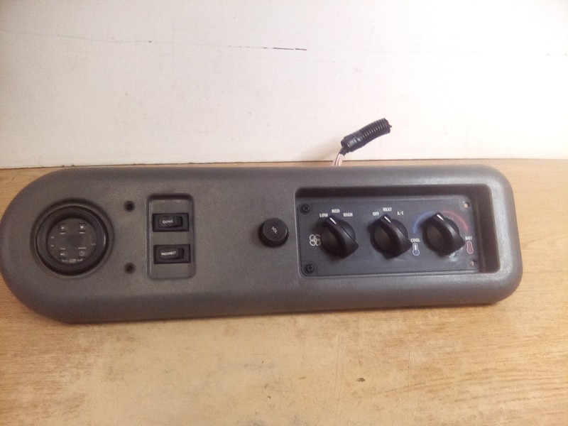 2018 Mack 20803801 Sleeper Climate Control Panel