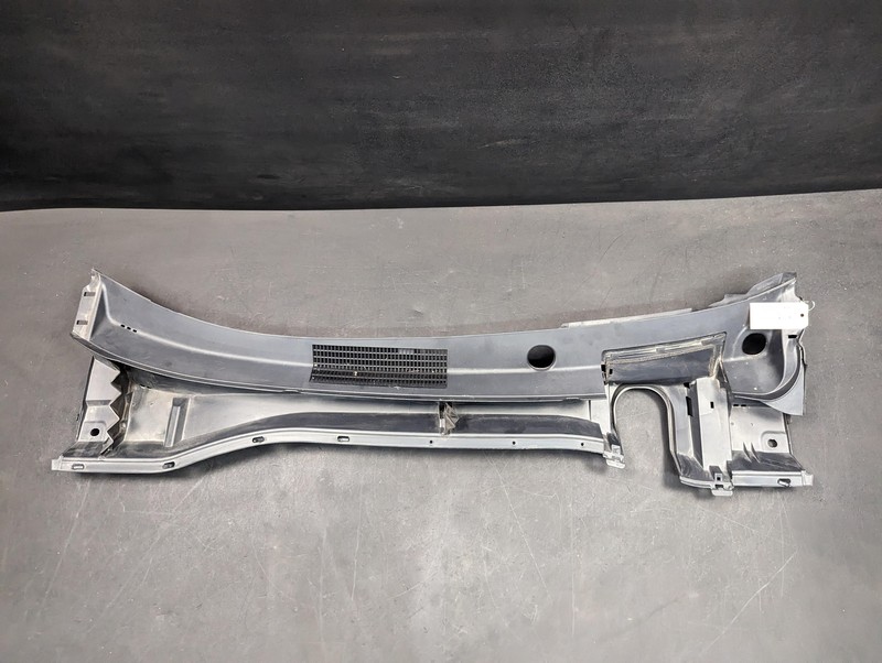 Cowl Vent Panel 2021 Toyota C-HR 55708-F4020 2018 2019 2020 2022 X