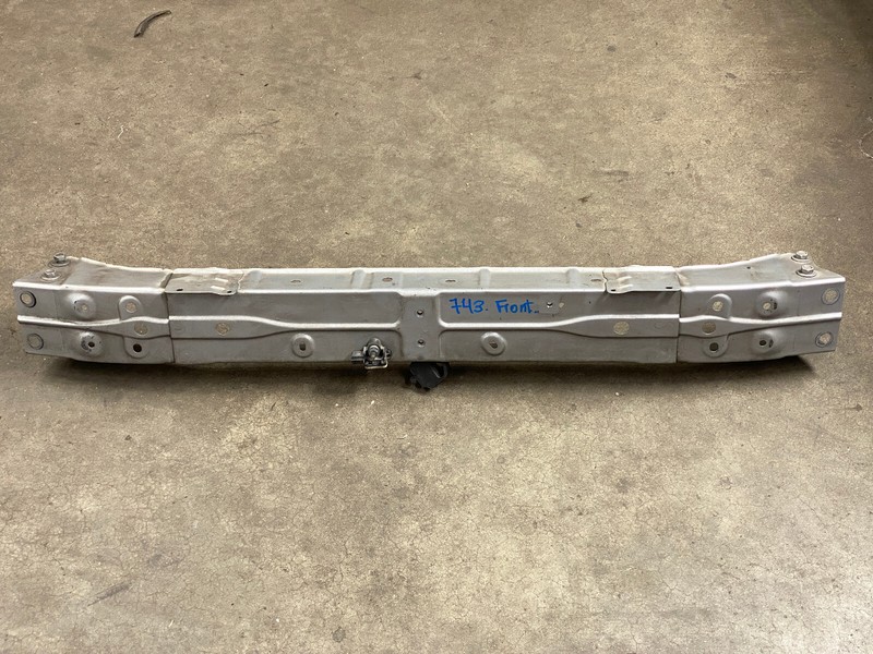 2011-2017 INFINITI QX56 QX80 FRONT BUMPER REINFORCEMENT IMPACT BAR OEM LOT743