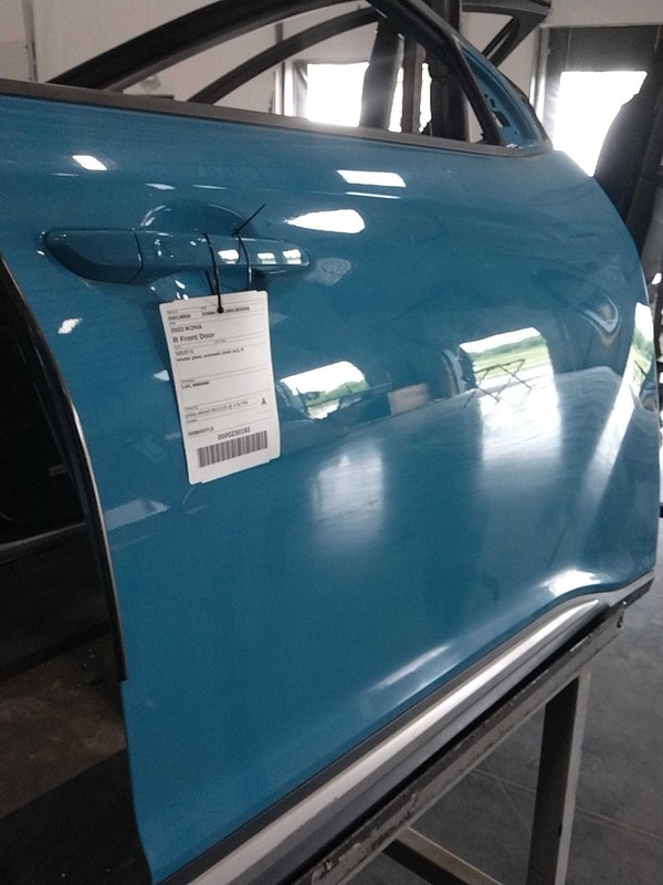 2022 Hyundai Kona Right Front Door Blue OEM Used 684392 86000 Miles