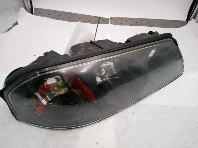 2001 Chevrolet Impala Right Headlight Assembly Black OEM 502315 185K Miles