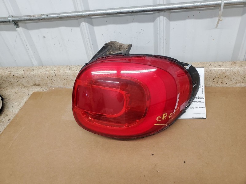 Passenger Tail Light 4 Door L Model Quarter Mounted Fits 14-17 FIAT 500 299694