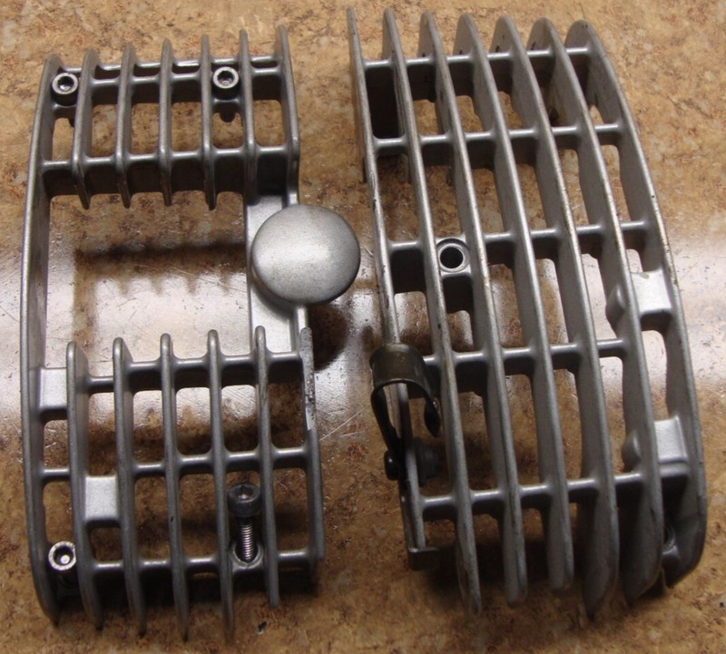 2007 Honda Shadow VT1100C VT1100 VT 1100 C Engine Rear Cylinder Head Fins Cover