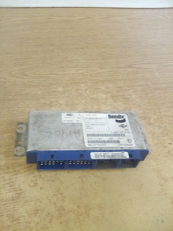 Bendix 0 486 107 019 Paccar Q27-6040-0801 K041767 ABS Brake Control Module