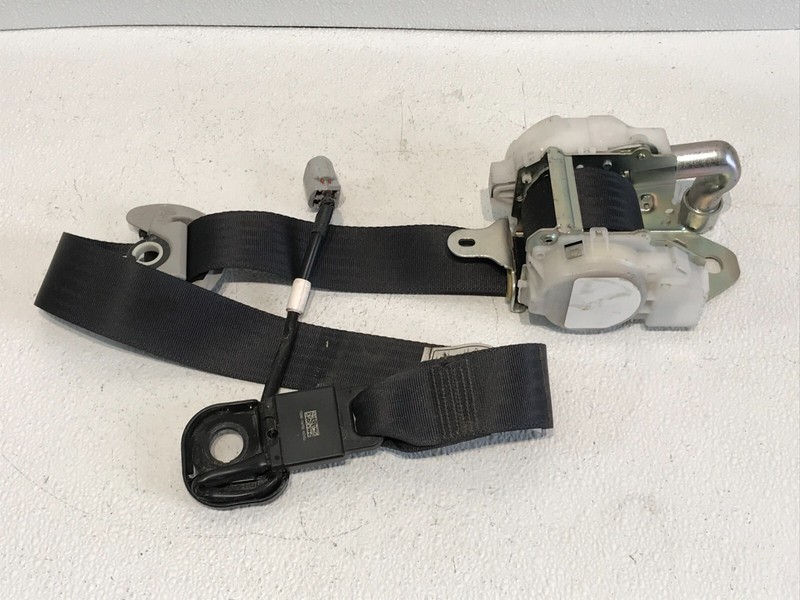 06-13 LEXUS IS250 IS350 RIGHT RH Front Seat Seatbelt Retractor OEM 7Q7890-P