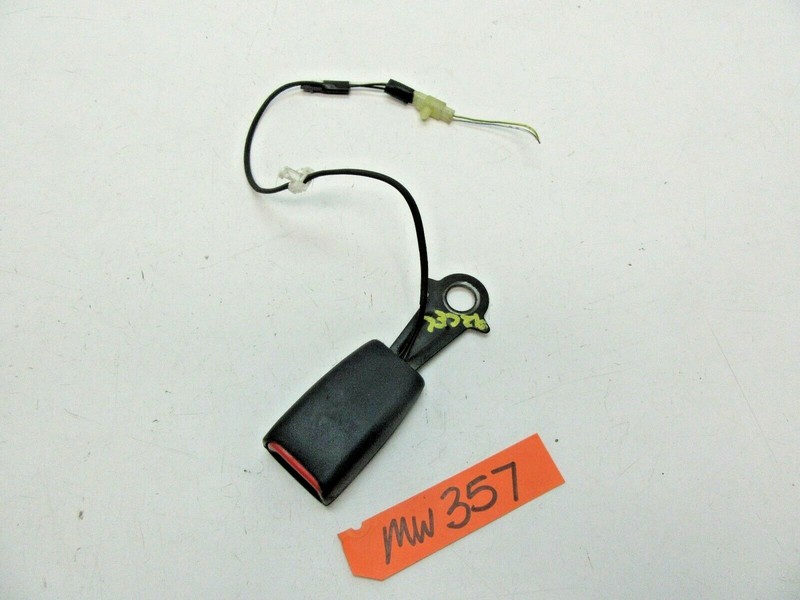 SEAT BELT BUCKLE LATCH DRIVER SIDE L LH LEFT FRONT STRAP BLUE CAR 92 93 CELICA