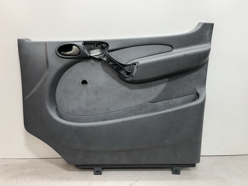 02-06 Dodge Mercedes Sprinter T1N Front Right Manual Passenger Side Door Panel