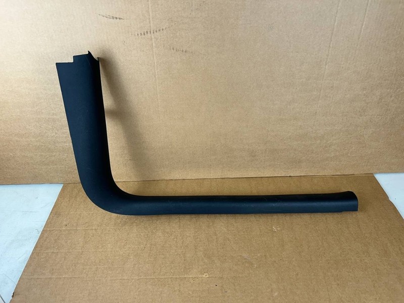 ✅ 20-24 Tesla Model Y Right A-Pillar Door Scuff Plate Trim Lower RH 1494620-00-D