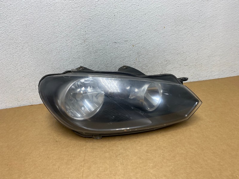 2010-2014 Volkswagen Golf MK6 GTI Right Passenger RH Halogen Headlight AD4420 DW