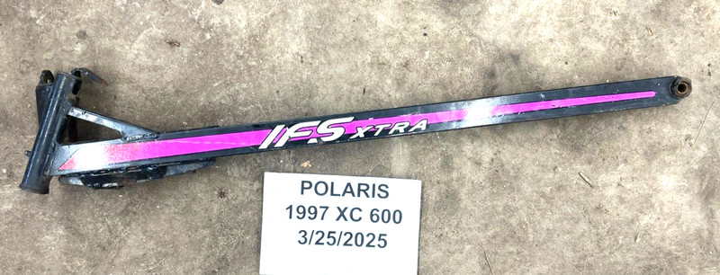 Polaris Snowmobile XCR600LEFT HAND TRAILING ARM 1997 1822451