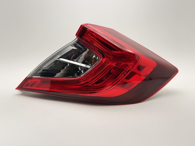 2016-2021 HONDA CIVIC RIGHT TAILLIGHT QUARTER MOUNTED 2.0L AT FWD 93K -EX- 63192