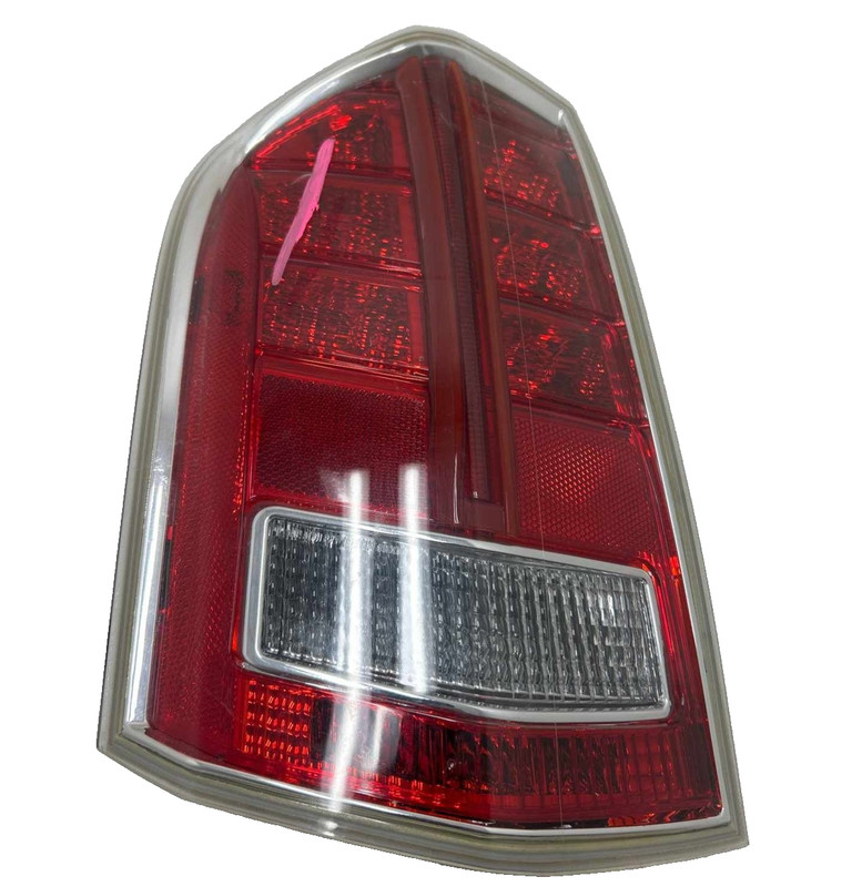 Chrysler 300 S LH Driver Tail Light Assembly 2012 OEM 68042173AE