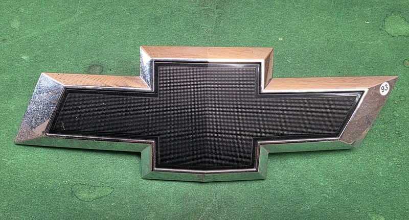 2015-2020 Chevrolet Tahoe Suburban Front Bumper Upper Grille Emblem OEM BLACK