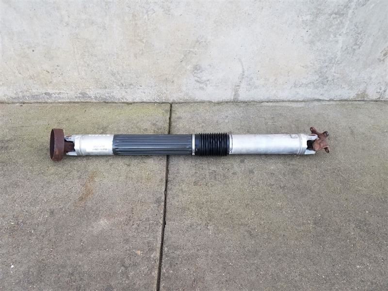 06-10 Jeep Commander 3.7L 4x4 T/C Rear Drive Shaft NV140 OEM 52853006AF