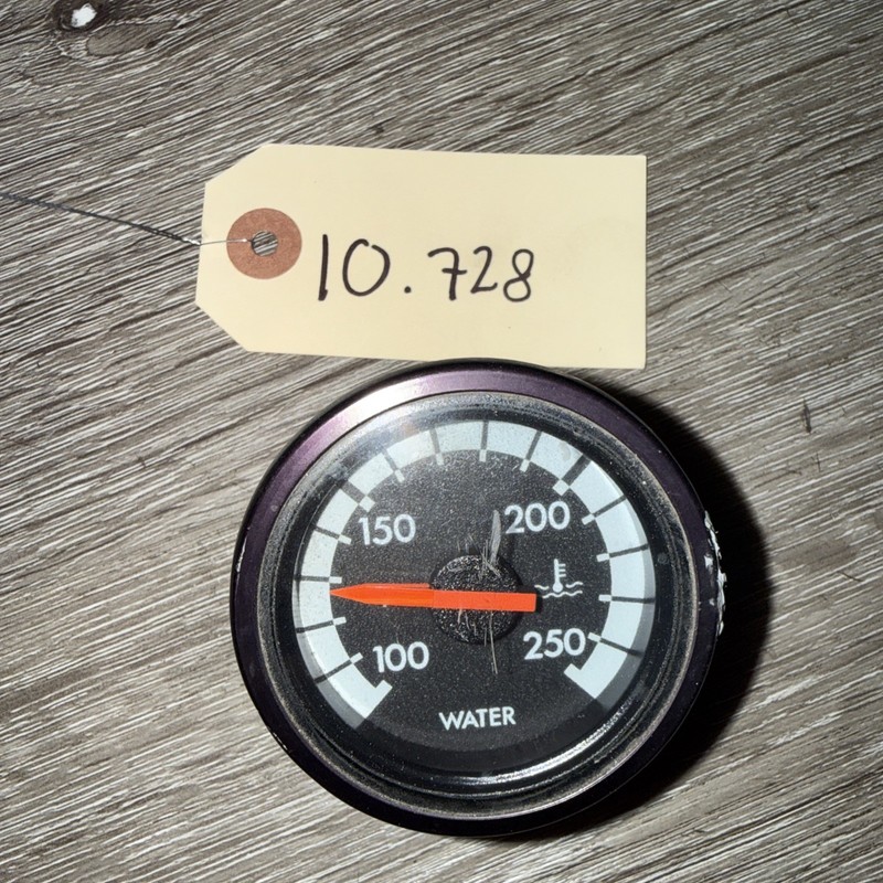 Waring Water Temperature Gauge P/N: 2246518000 ,66 8270952-000 ( Broken Little